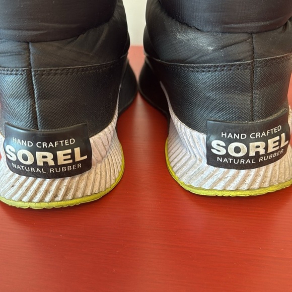 SOREL x prAna Women's Out N About III Puffy Zip boots 7.5 - Picture 8 of 9